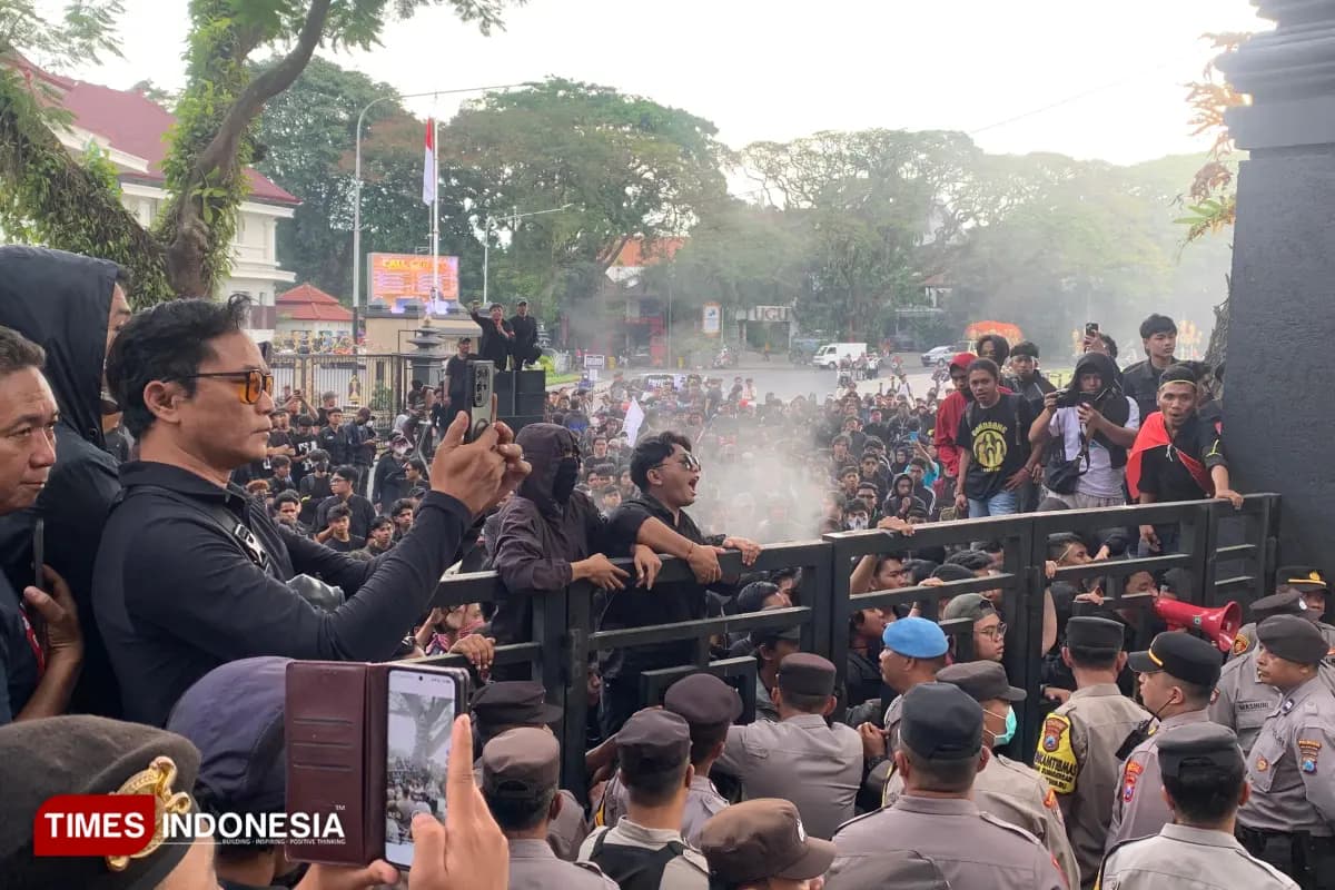 Pakar Hukum Soroti Aksi Mahasiswa Bukti Rakyat Masih Peduli pada Demokrasi